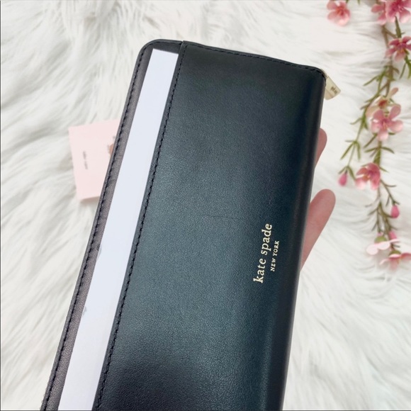 ❄️🚙 SOLD - KATE SPADE Zip Wallet 🚙❄️ - Picture 7 of 15